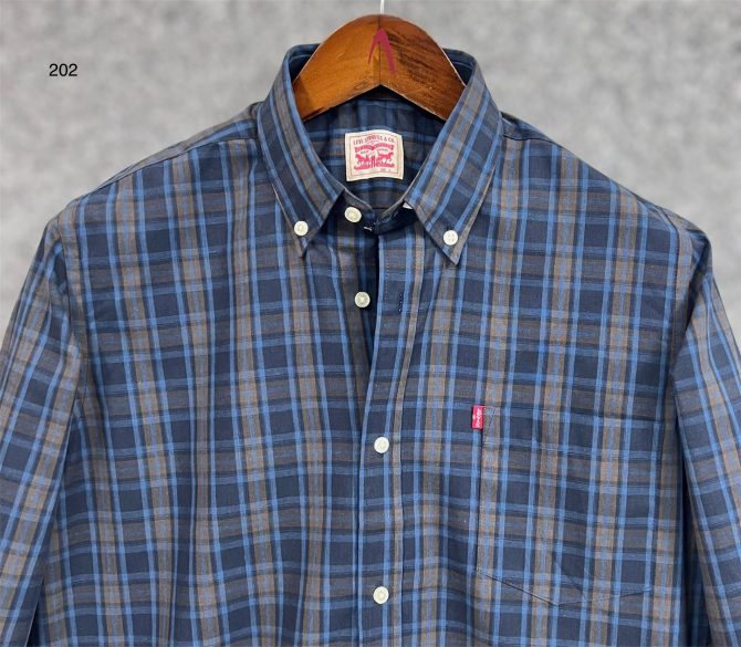 Levis Check Shirt 202 - Image 2